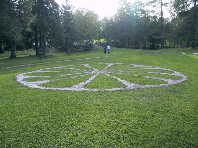 Tuhkaikkuna, Hupisaaret, Oulu, 2002